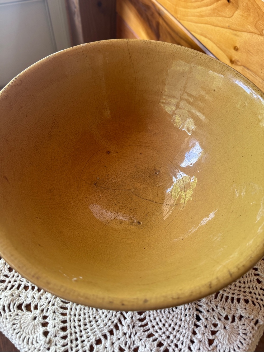 Vintage Yellow ware stoneware mixing bowl - Picture 3 of 7